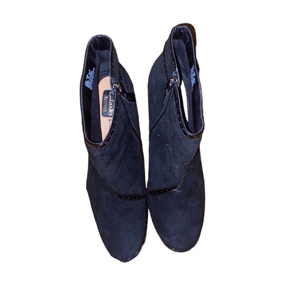 Clarks Black Suede and Patent Leather Booties Size 10 - Picture 1 of 6